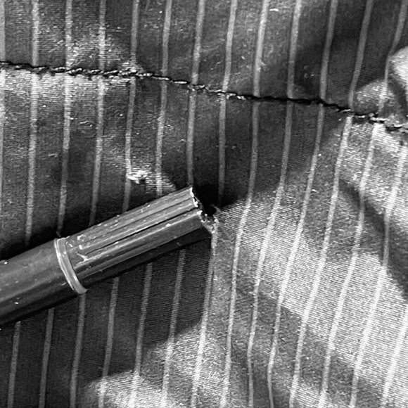 Quiksilver Mens Black Soft Shell Jacket Size Large With Zipper Closure & Soft Fl - Picture 11 of 12